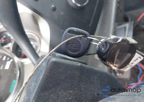 2011 Chevrolet Silverado 1500 Lt из США, поврежденный, VIN 1GCNKSE04BZ381984